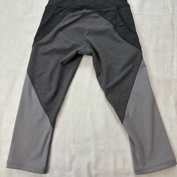 Lululemon Athletica Black and Gray High-Waisted Leggings - Picture 3 of 7